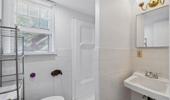 11705 BATTERSEA Dr, Beltsville, MD 20705