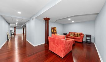 2086 Valleyview Dr, Ann Arbor, MI 48105