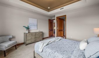 363 SW Bluff Dr 409, Bend, OR 97702