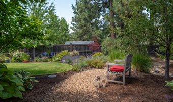 2100 NW Newport Hills Dr, Bend, OR 97703