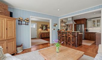 10 Snug Harbor Dr, Danbury, CT 06811