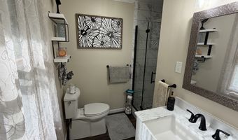 14 Hebron Rd, Bolton, CT 06043
