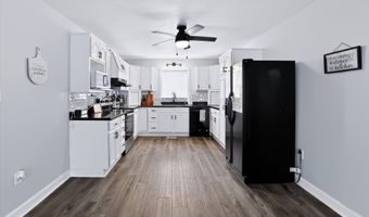315 S Main St, Advance, IN 46102
