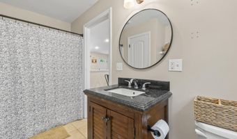 61 Dolloff Rd, Sebago, ME 04029