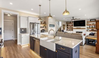 3007 Tassel Ln, Adel, IA 50003