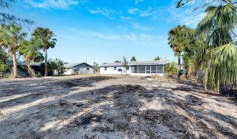 660 FLAMINGO Dr, Apollo Beach, FL 33572