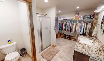 17638 LEWIS CREEK Rd, Brookings, OR 97415