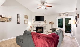 1034 Alpine Ridge Dr G6, Ballwin, MO 63021