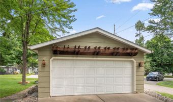405 Oak Ave N, Annandale, MN 55302