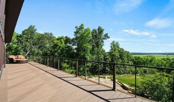7040 Loy Rd, Arena, WI 53503