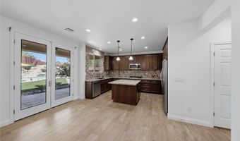 5301 Fairbranch Ln, Las Vegas, NV 89135