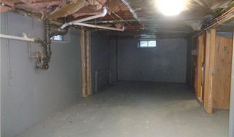 155 Lewiston St, Warwick, RI 02889