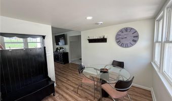 1017 N 10th St, Atchison, KS 66002