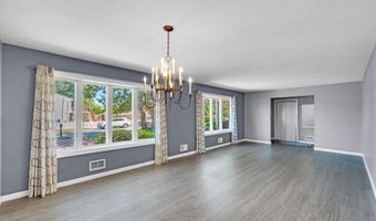 21 Birch St, Beachwood, NJ 08722