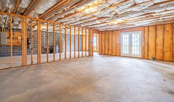 21030 Skyward Dr, Abingdon, VA 24211