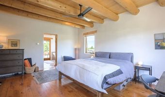 9 Desiderio, Arroyo Seco, NM 87514