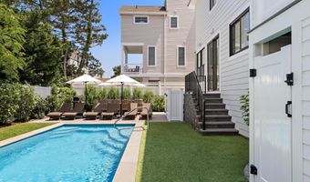 27 THIRD St, Beach Haven, NJ 08008