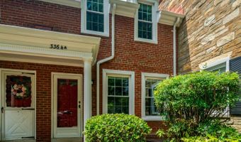 3364 S WAKEFIELD St #A, Arlington, VA 22206