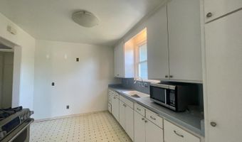 1320 Kawana Ter, Santa Rosa, CA 95404