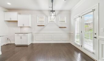 881 Deepwood Ct, Boiling Springs, SC 29316