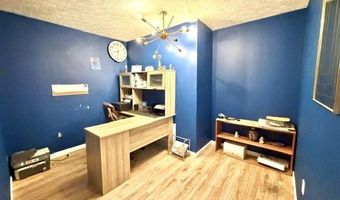 1 Collins Ln, Barboursville, WV 25504