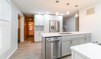 206 Main St, Ashley, OH 43003