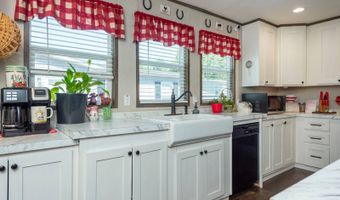 61 Avalon Dr, Arden, NC 28704
