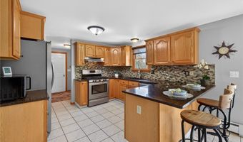 1600 County Line Rd, Alden, NY 14004