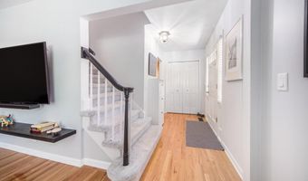 2375 Dundee Dr, Ann Arbor, MI 48103