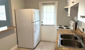 103 JAMES St A, Auburndale, FL 33823