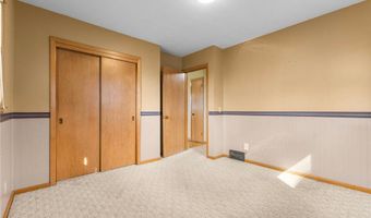 816 W Chandler St, Arlington, MN 55307