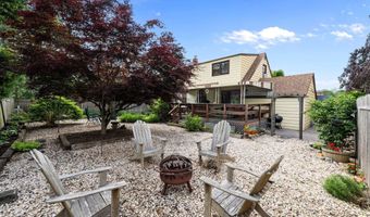 38 Hillvale Rd, Albertson, NY 11507