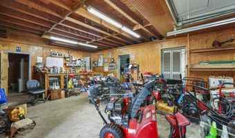 11 Leesville Ave, Avenel, NJ 07001