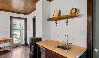 4725 E N Territorial Rd, Ann Arbor, MI 48105