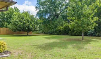 1724 Riley Cir, Alma, AR 72921