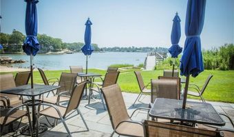 21 Harbour Vlg C, Branford, CT 06405