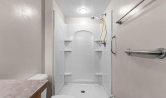 2570 PALISADES Ln, Appleton, WI 54915