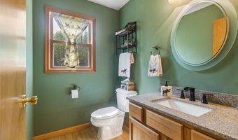 6527 Genaw Rd, Algonac, MI 48001