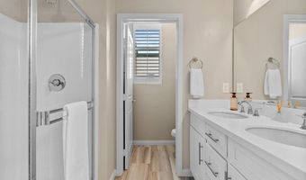 225 Royal Gln 404, Escondido, CA 92025
