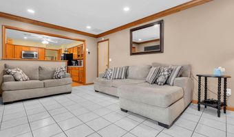 633 Spray Ave, Beachwood, NJ 08722