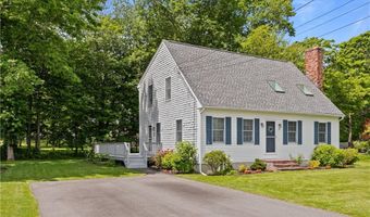 17 Basswood Dr, Bristol, RI 02809