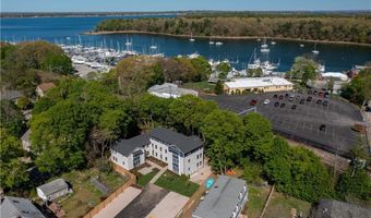 32 Exchange St 101, East Greenwich, RI 02818