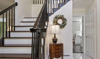 15 Kelso Dr, Bow, NH 03304