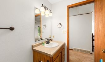 25876 481st Ave, Brandon, SD 57005