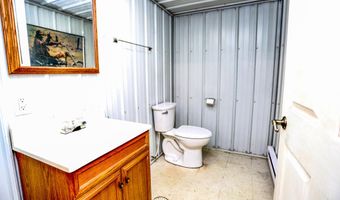 3155 387th Ave, Aberdeen, SD 57401