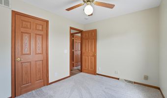 3928 County Road 60 Rd, Auburn, IN 46706