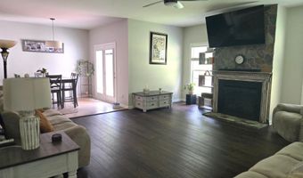 1126 Woodlands Creek Way, Apex, NC 27502