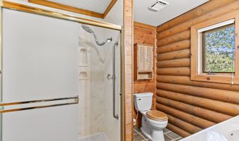 11597 Corp Ranch Rd, Ashland, OR 97520