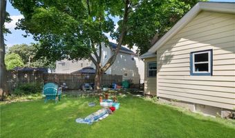 88 Lincoln Ave, East Providence, RI 02915