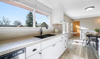 870 Hemlock Way, Broomfield, CO 80020